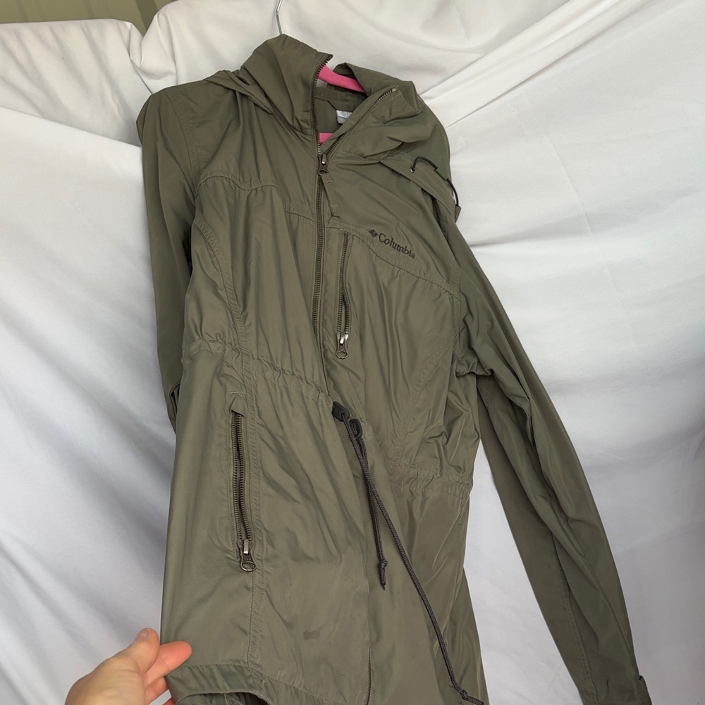 Columbia Hooded Jacket in Olive Green
